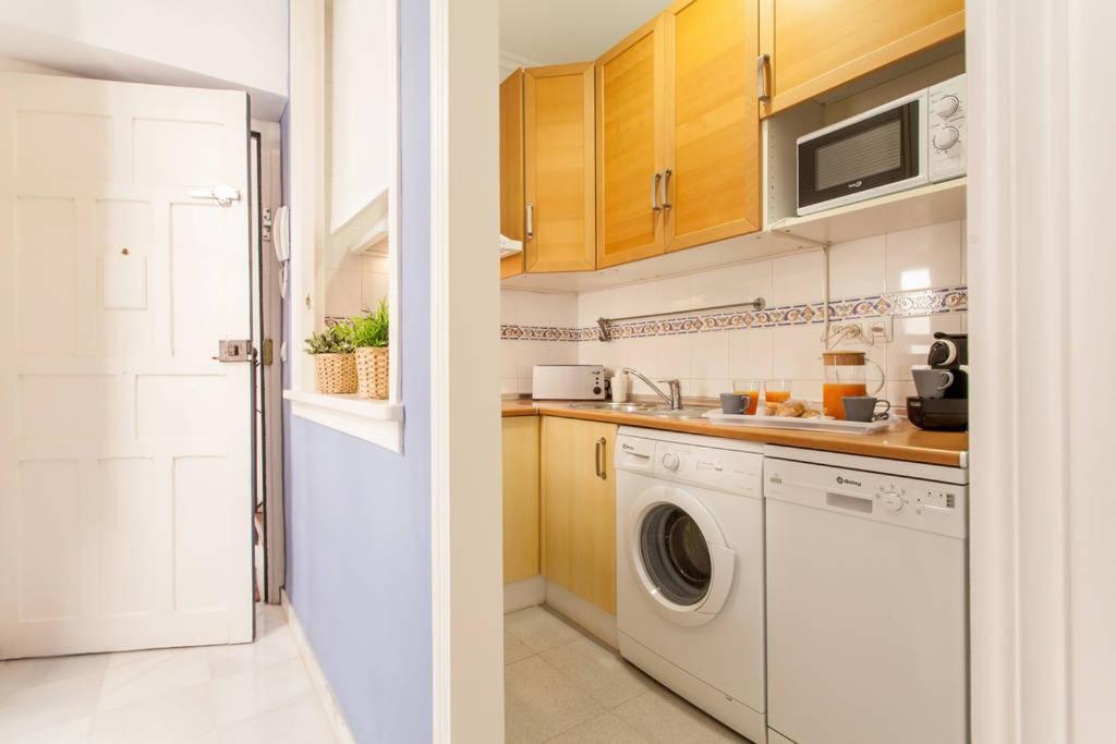 Hostly Rivero 2B Center-Fibre-Communal Terrace-Parking Optional-Cless Sevilla Exteriör bild